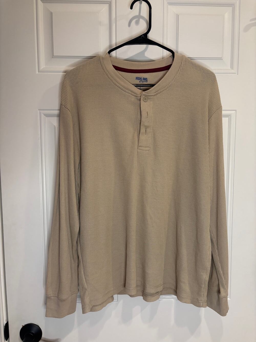 Highland Beige Waffle-Knit Thermal Henley – Size Large